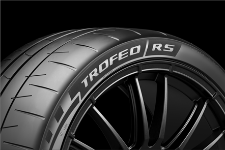 倍耐力_P ZERO TROFEO RS